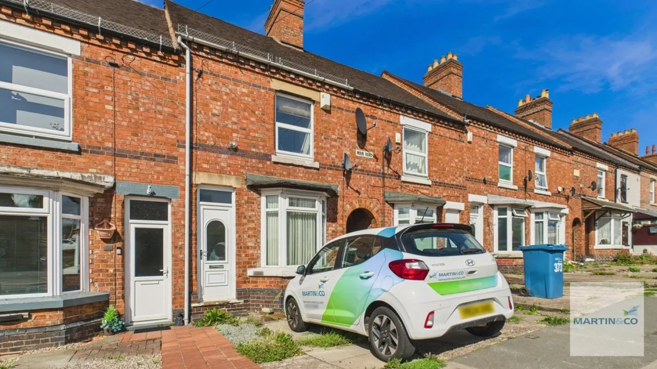 2 bed house for sale — Glascote Road, Tamworth