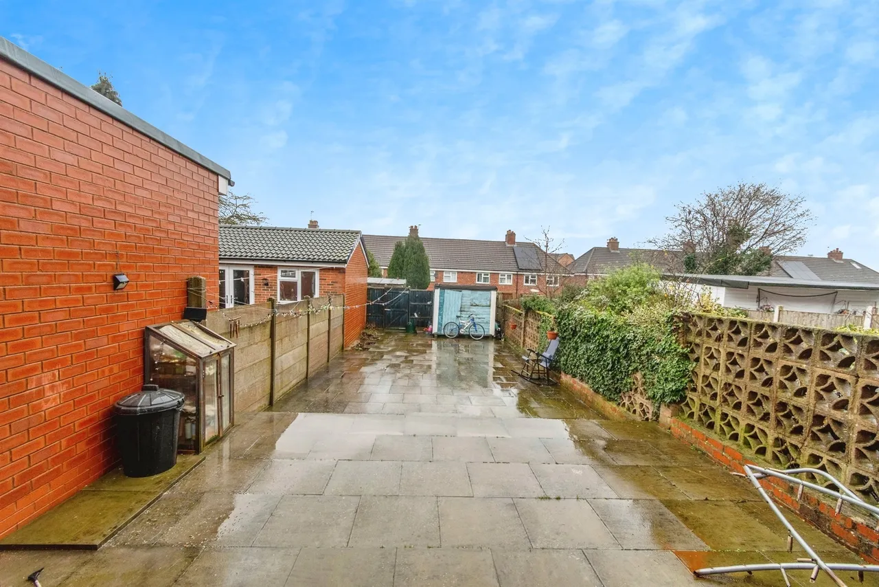 Bassett Road, Wednesbury, WS10, photo 11