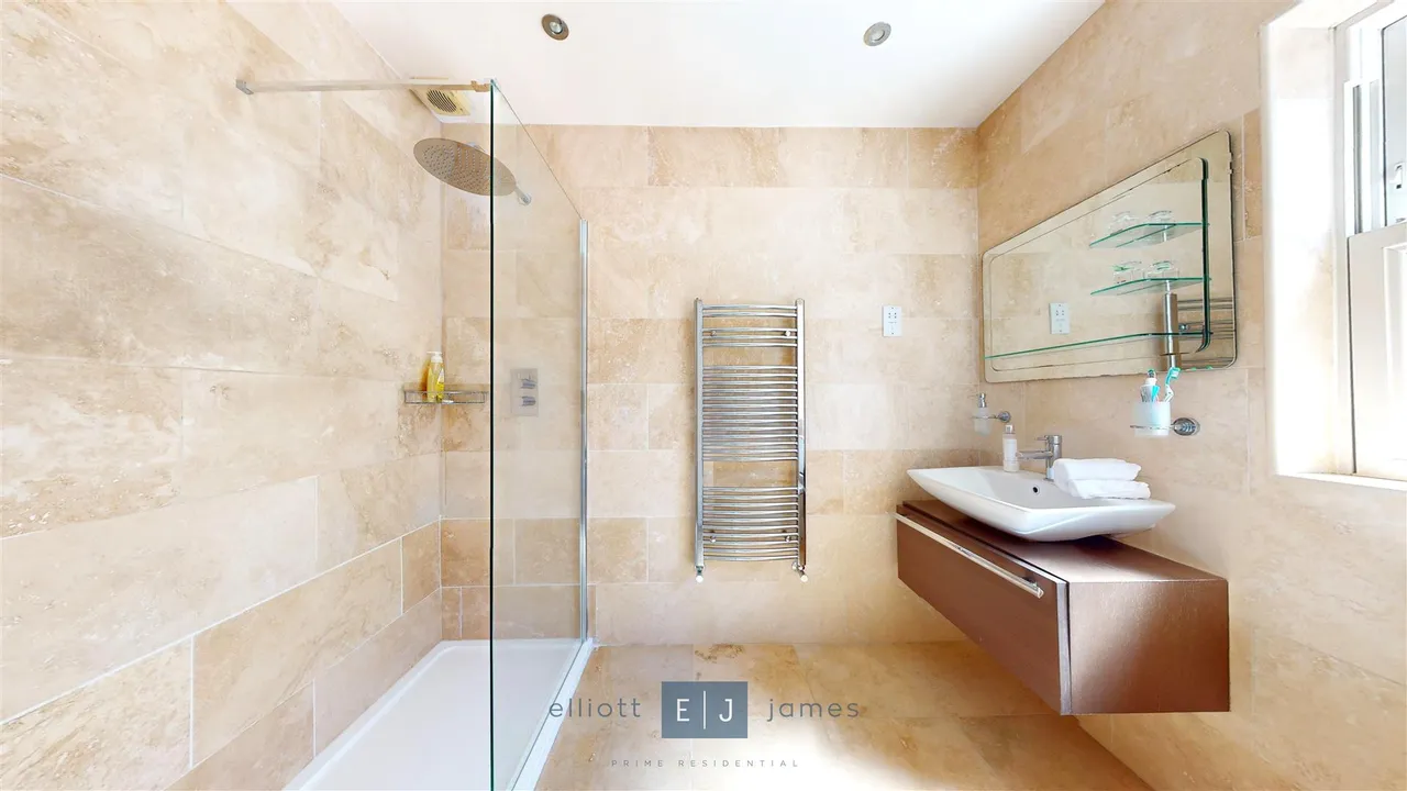 Meadow Way, Chigwell, IG7, photo 4