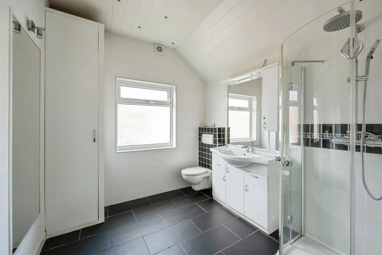 Lincoln Street, Maltby, S66, photo 4