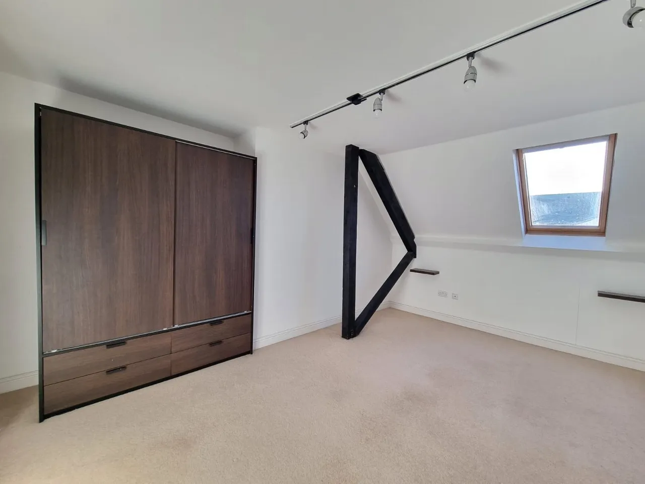 Huntingdon Wing, Kingsley Avenue, Fairfield Hall, Stotfold, SG5, photo 11