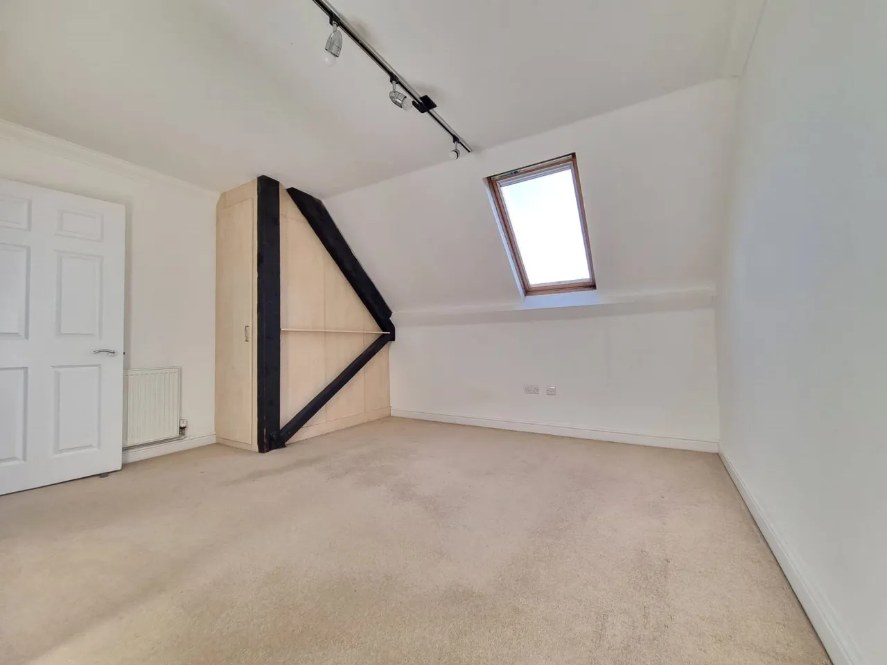 Huntingdon Wing, Kingsley Avenue, Fairfield Hall, Stotfold, SG5, photo 8