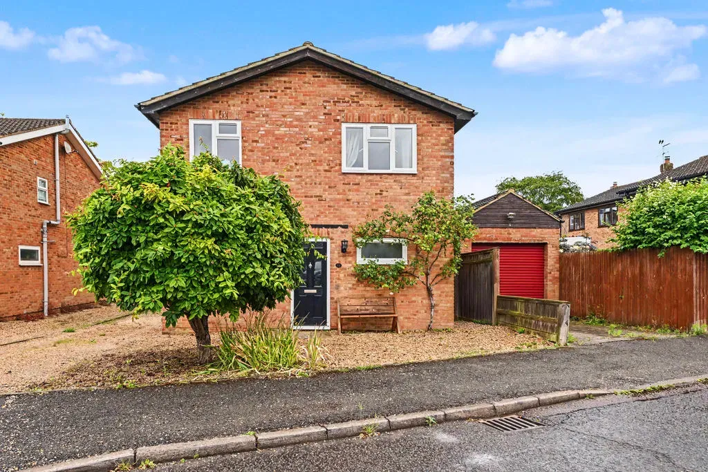 4 bed house for sale — Rushendon Furlong, Pitstone, Buckinghamshire, LU7 9QX