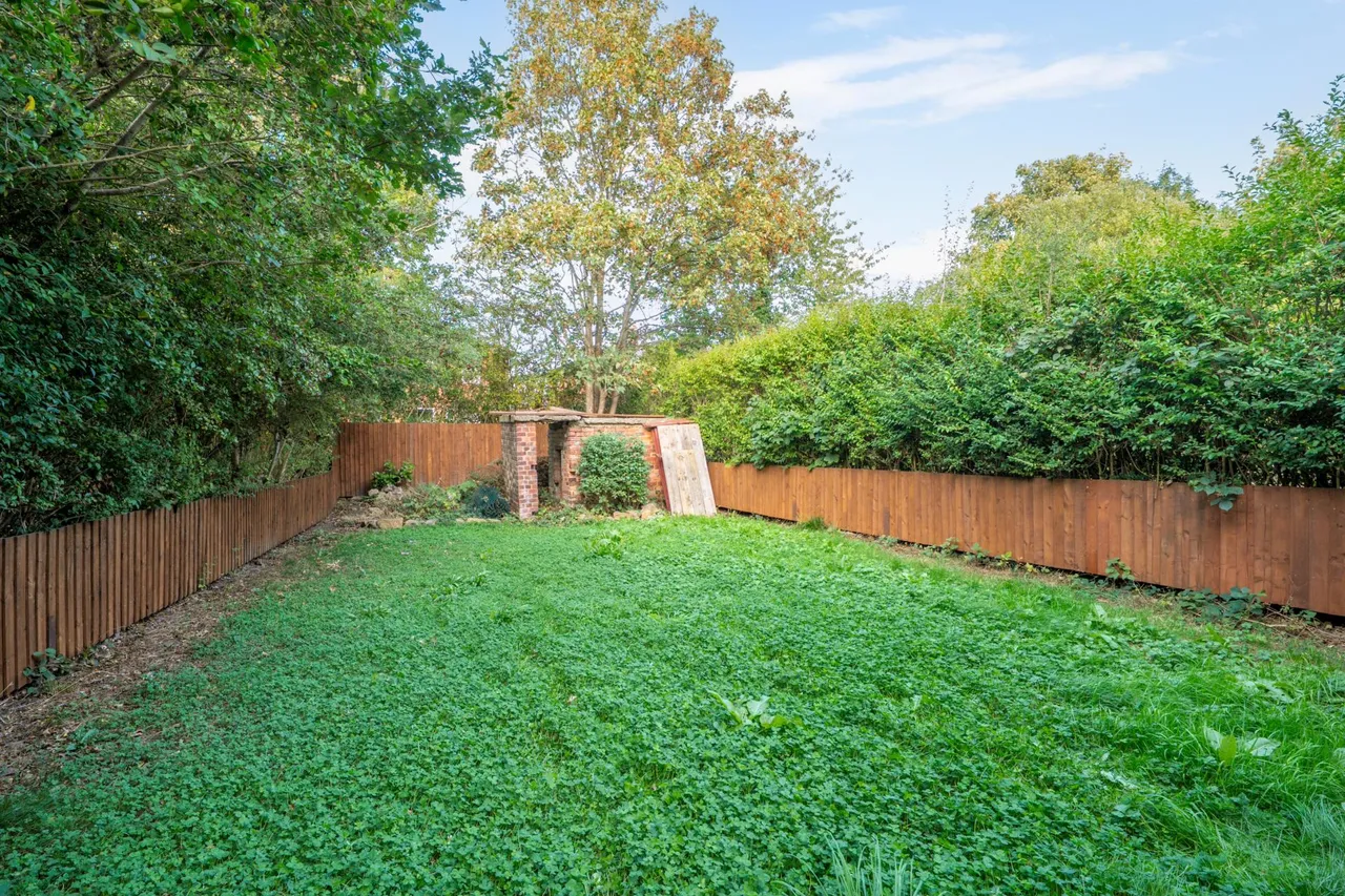 Cragside Crescent, Kirkstall, LS5, photo 10
