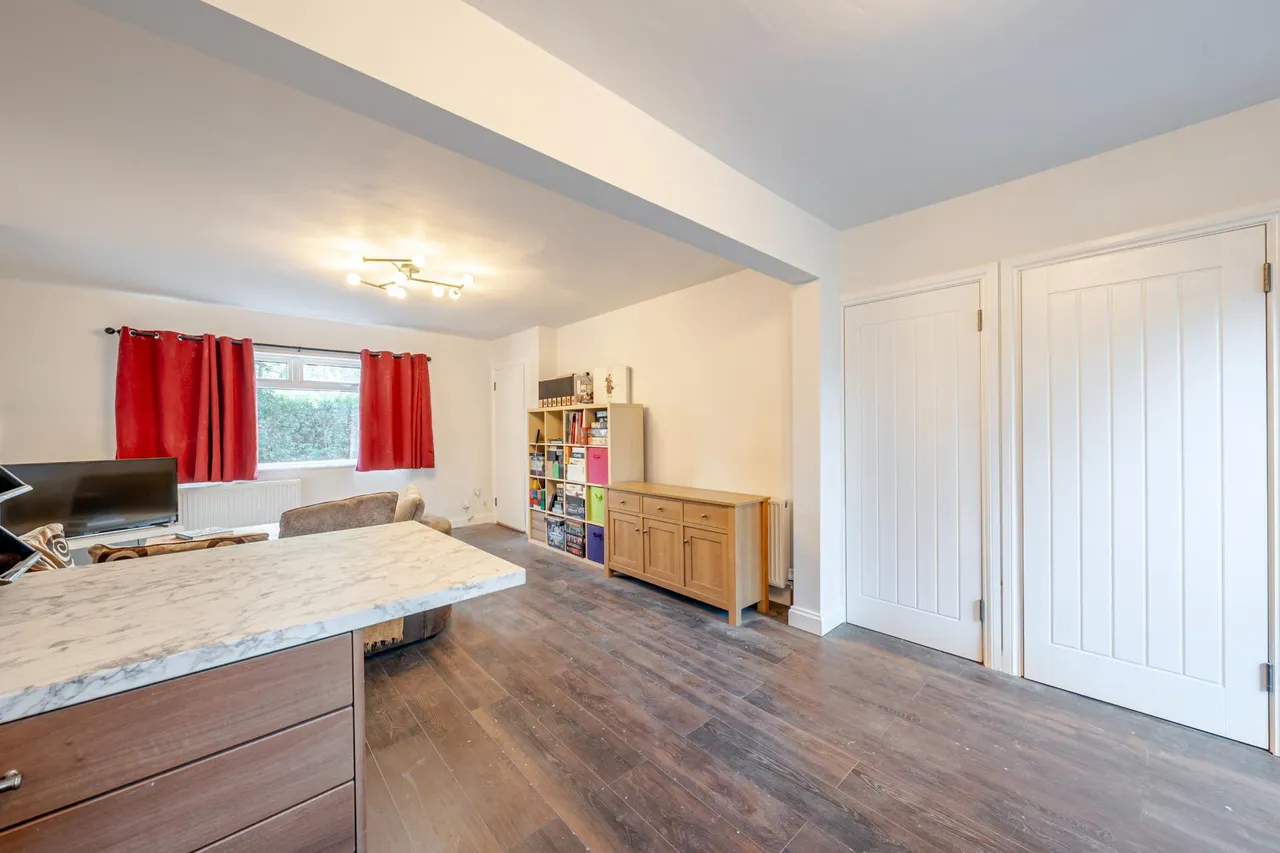 Cragside Crescent, Kirkstall, LS5, photo 4