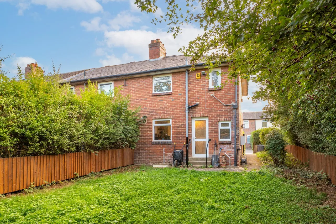 Cragside Crescent, Kirkstall, LS5, photo 9