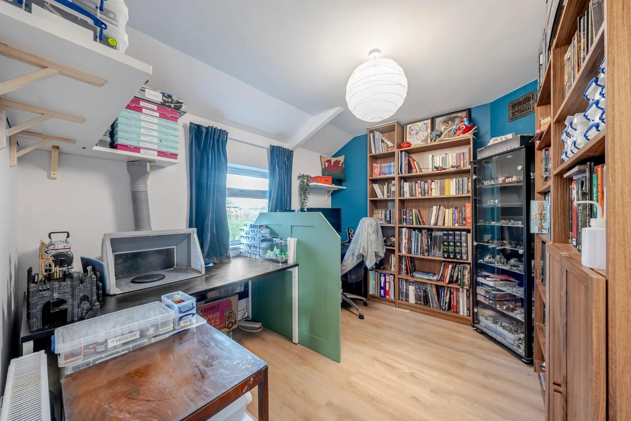 Cragside Crescent, Kirkstall, LS5, photo 6