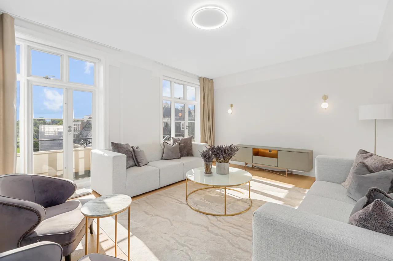 Chesterfield House, South Audley, W1K, photo 4