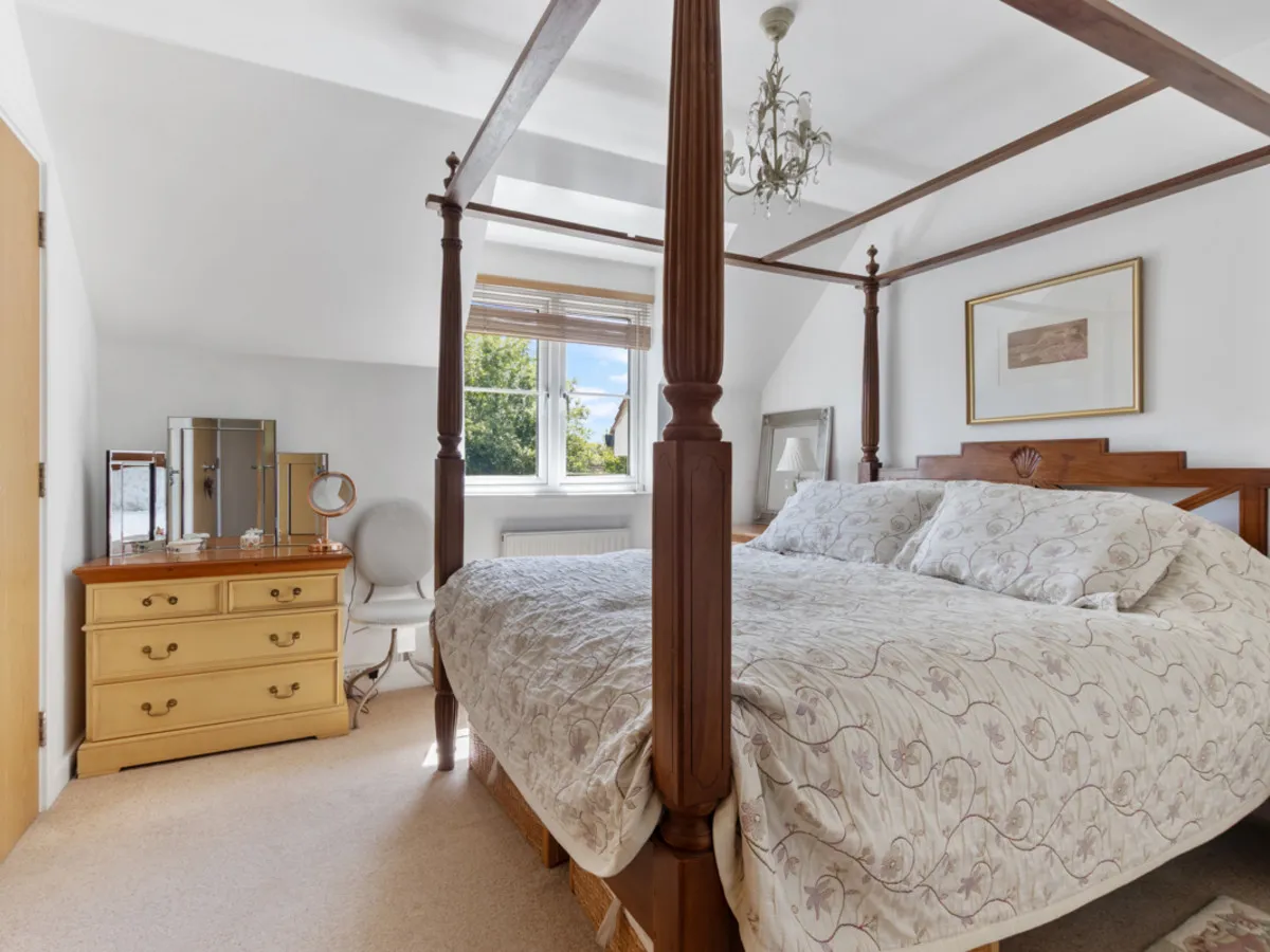 Herne Road, Petersfield, GU31, photo 4
