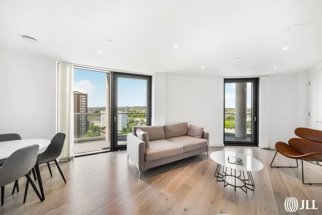 2 bed flat for sale, Goodwin Street, Finsbury Park, N4