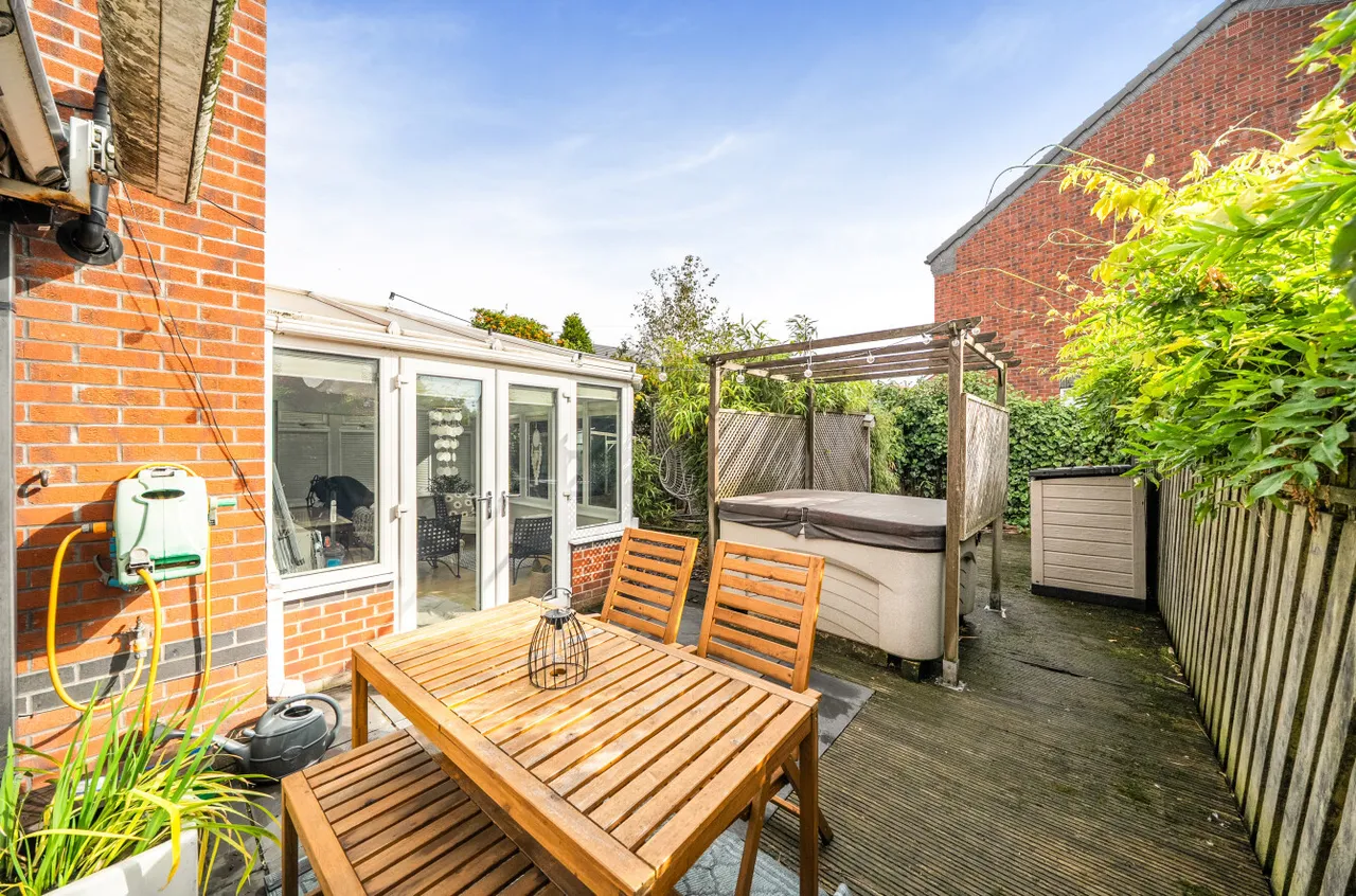 Woodlands Drive, East Ardsley, WF3, photo 8