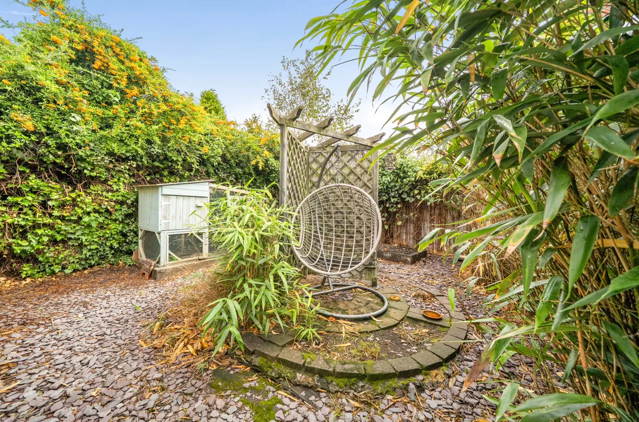 Woodlands Drive, East Ardsley, WF3, photo 13