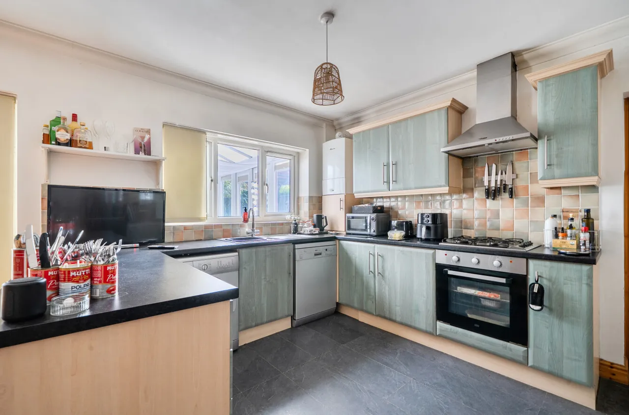 Woodlands Drive, East Ardsley, WF3, photo 4