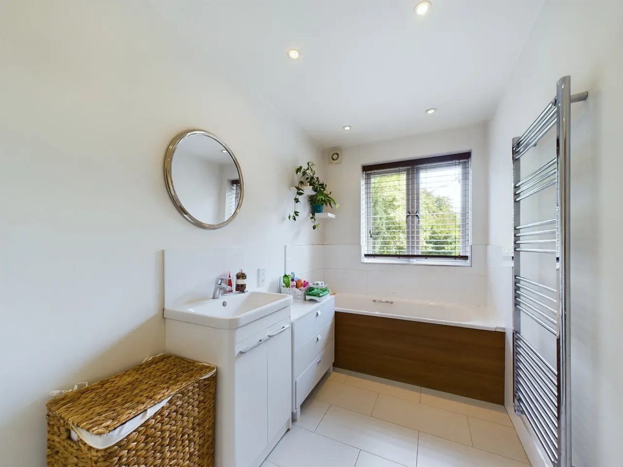 Staines-upon-Thames, Surrey, photo 11