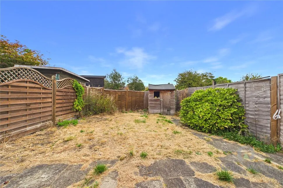 Windsor Crescent, Duston, Northampton, NN5, photo 11