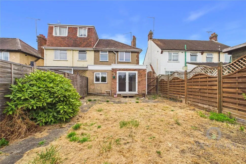 Windsor Crescent, Duston, Northampton, NN5, photo 12