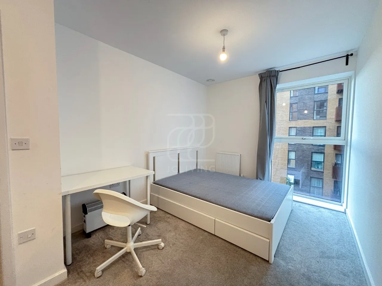 East Acton Lane, Acton, W3, photo 5