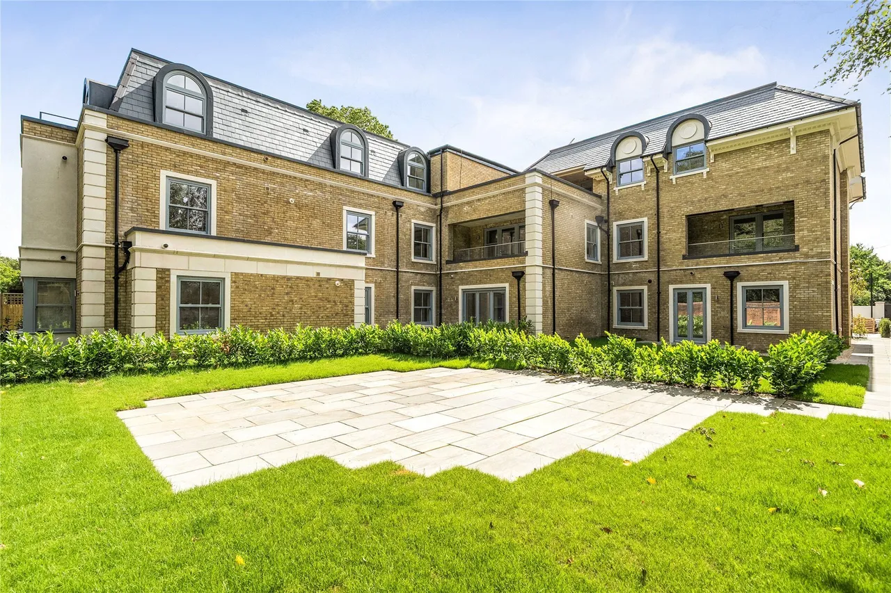 Shalford Lodge, 157 Kingston Hill, Kingston-Upon-Thames, London, KT2, photo 5