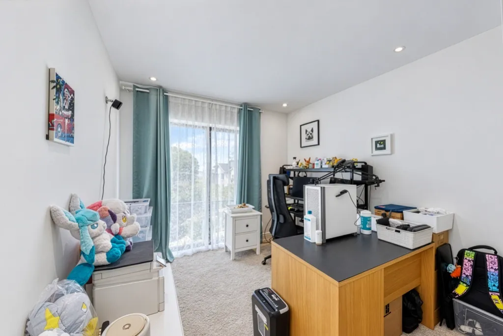 Tierney Lane, Hammersmith, W6, photo 5