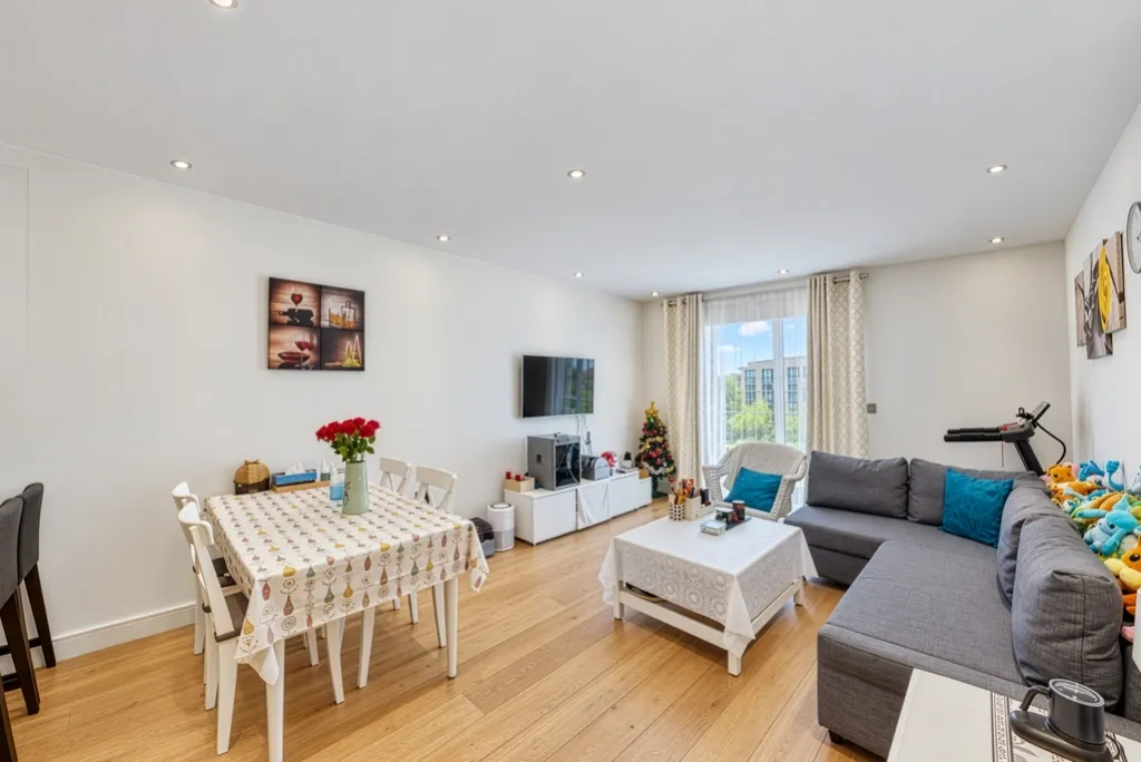 Tierney Lane, Hammersmith, W6, photo 2
