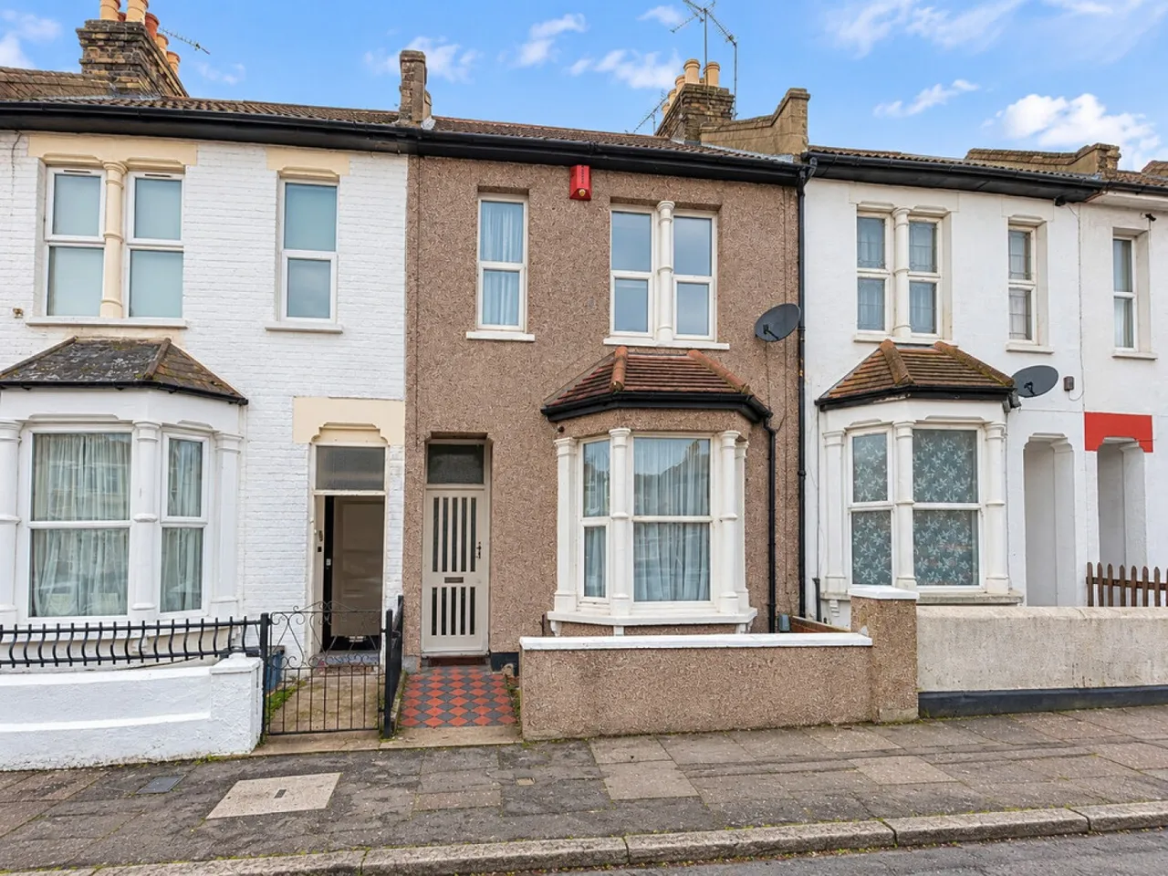 3 bed house to rent, Albert Road, Southend-On-Sea, SS1