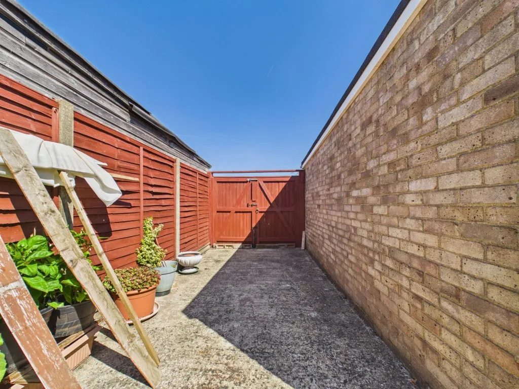 Combe Road, Tilehurst, RG30, photo 11