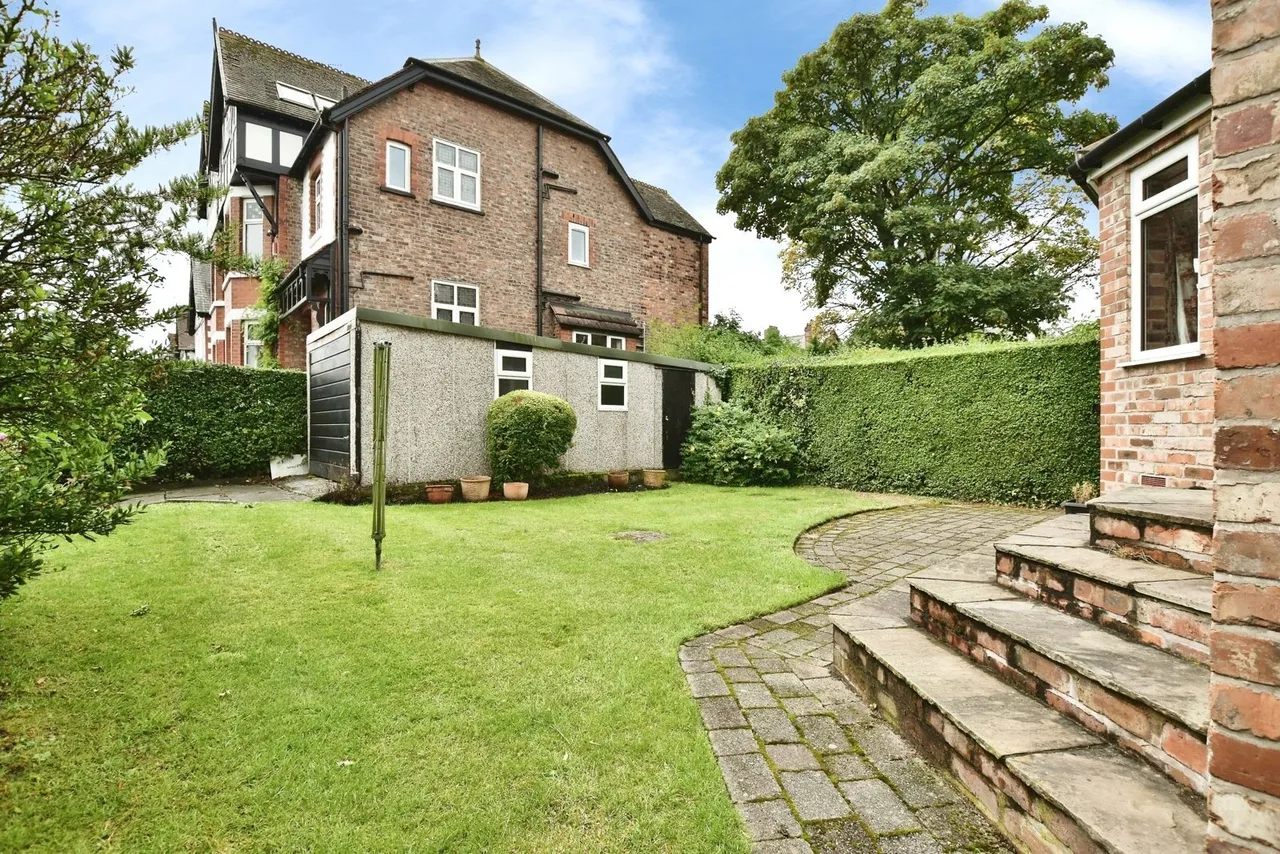 Park Road, Timperley, Altrincham, WA14, photo 10