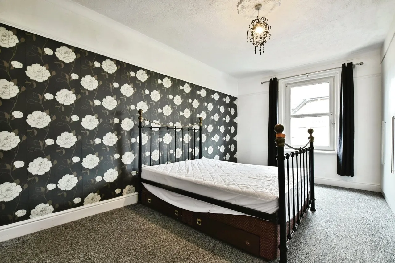 Park Road, Timperley, Altrincham, WA14, photo 8