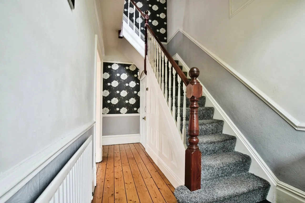 Park Road, Timperley, Altrincham, WA14, photo 13