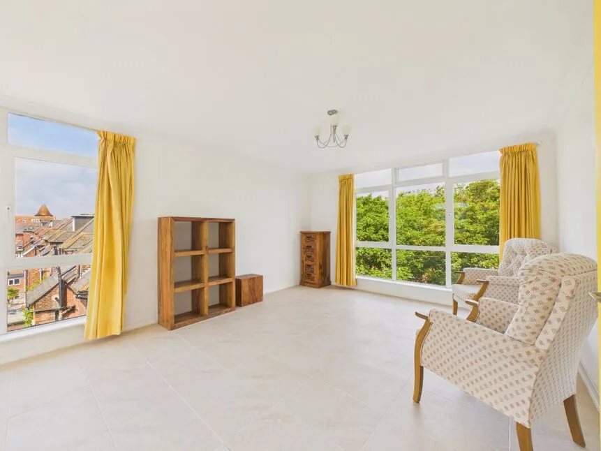 Earls Avenue, Folkestone, Kent, CT20, photo 9