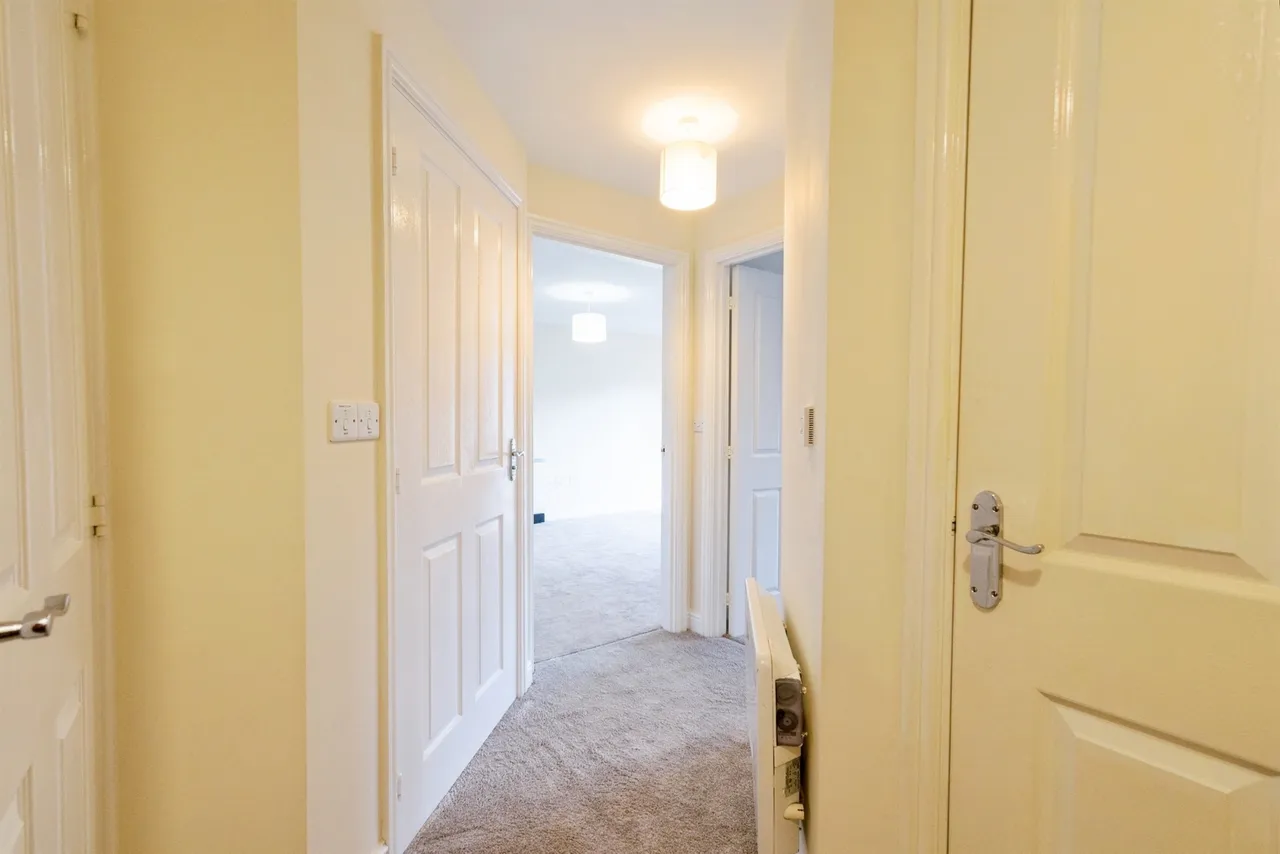 Heron Drive, Hengoed, CF82, photo 15