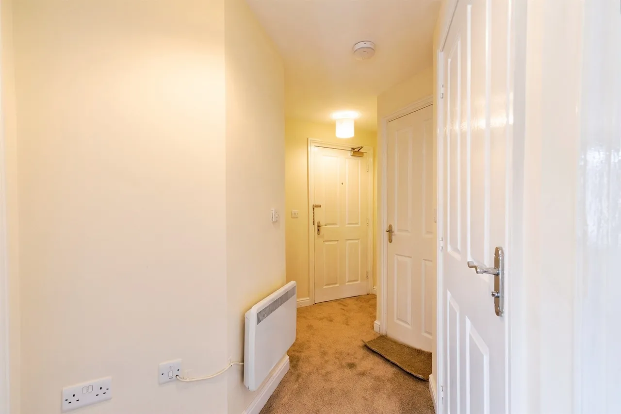 Heron Drive, Hengoed, CF82, photo 16