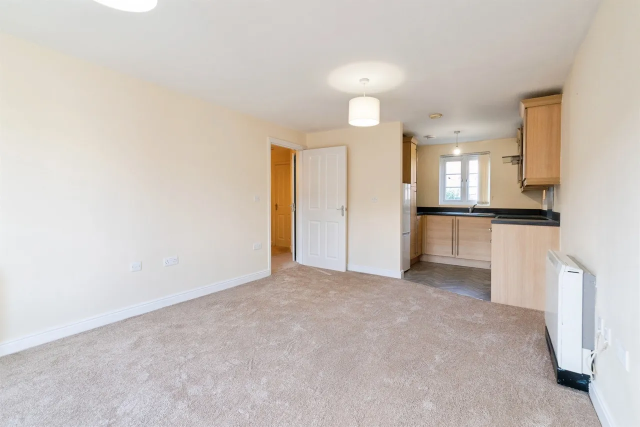 Heron Drive, Hengoed, CF82, photo 10