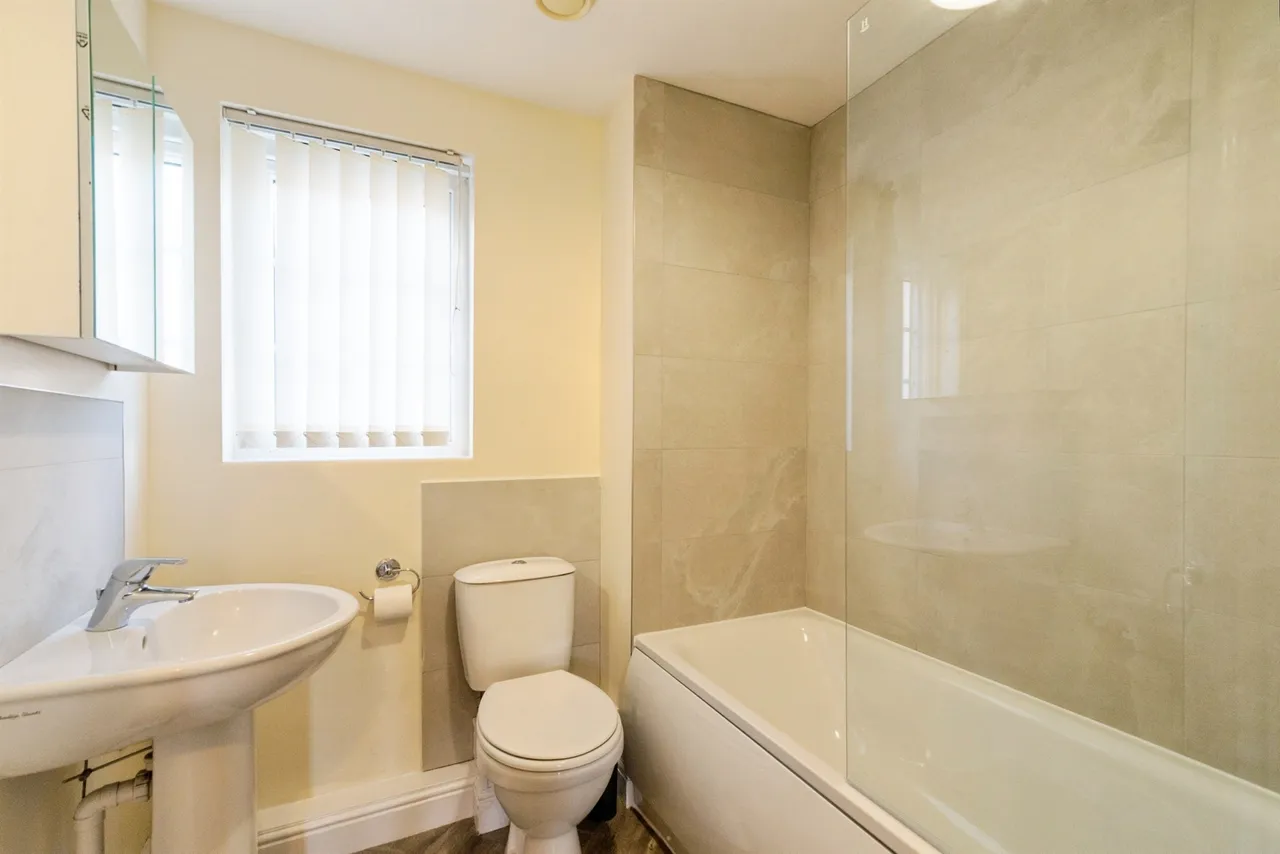 Heron Drive, Hengoed, CF82, photo 14