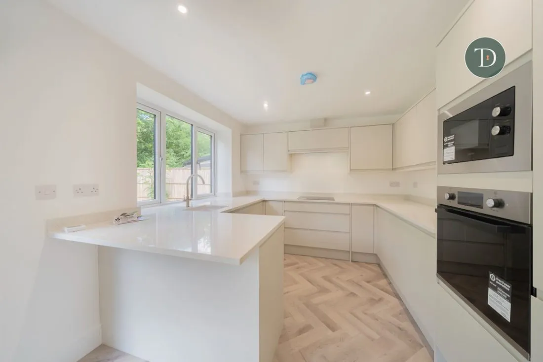Palatine Road, Bromborough, CH62 2DU, photo 6