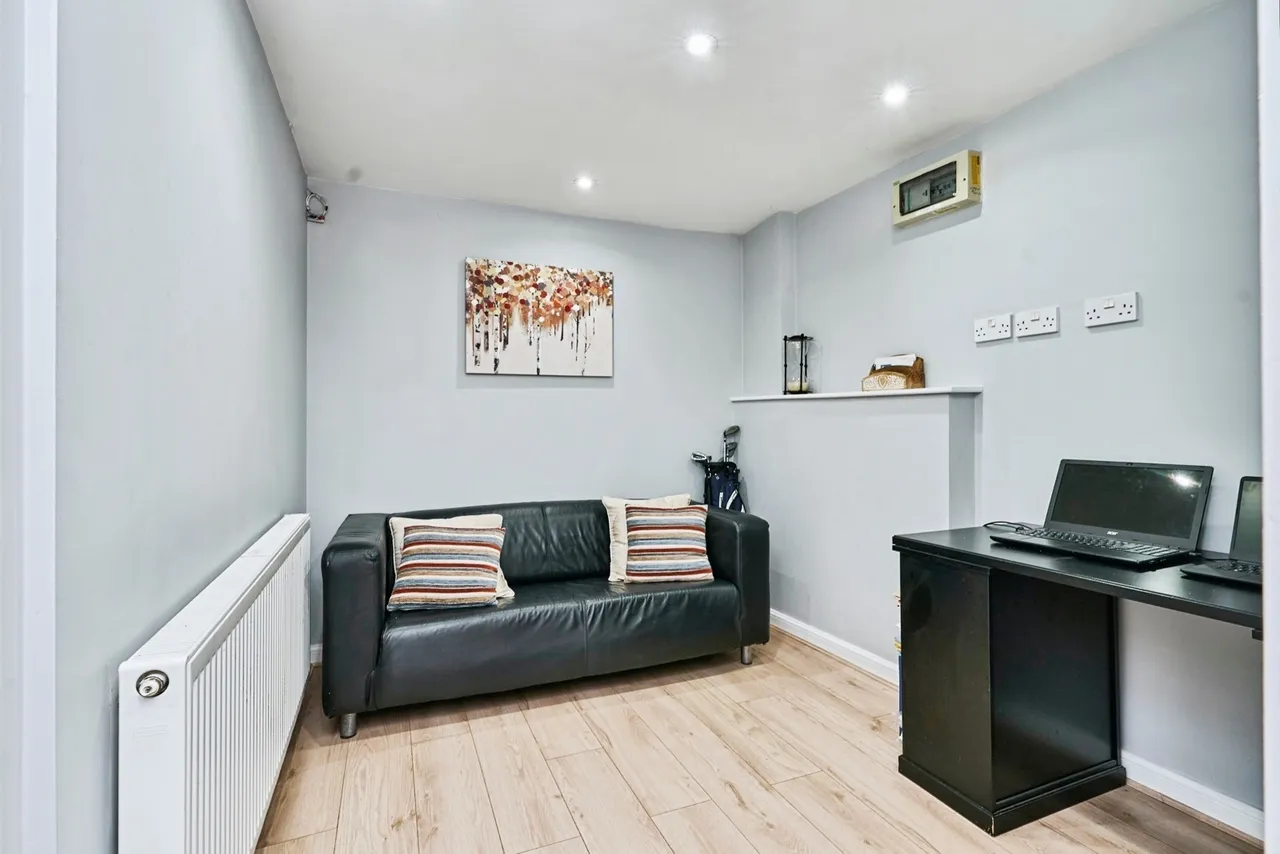 Bond Way, Hednesford, Cannock, Staffordshire, WS12, photo 13