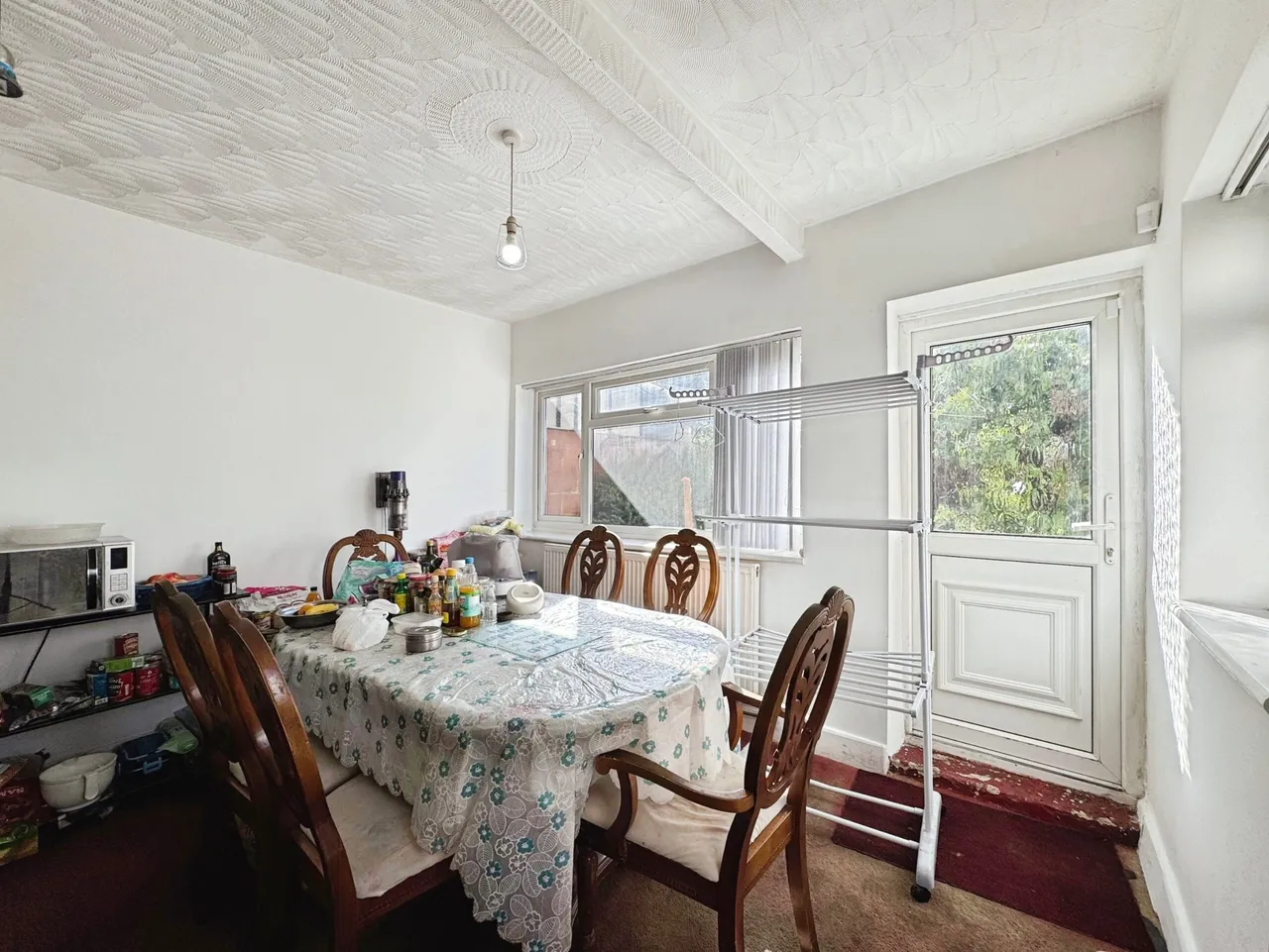 Camrose Avenue, Edgware, HA8, photo 8
