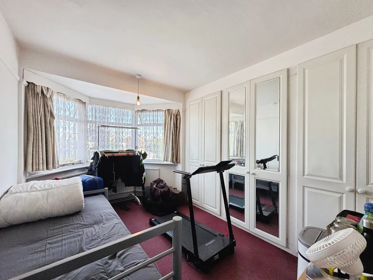 Camrose Avenue, Edgware, HA8, photo 4