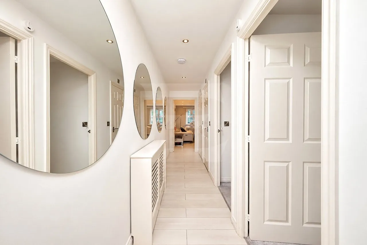 Bressay Drive, Mill Hill, NW7, photo 10