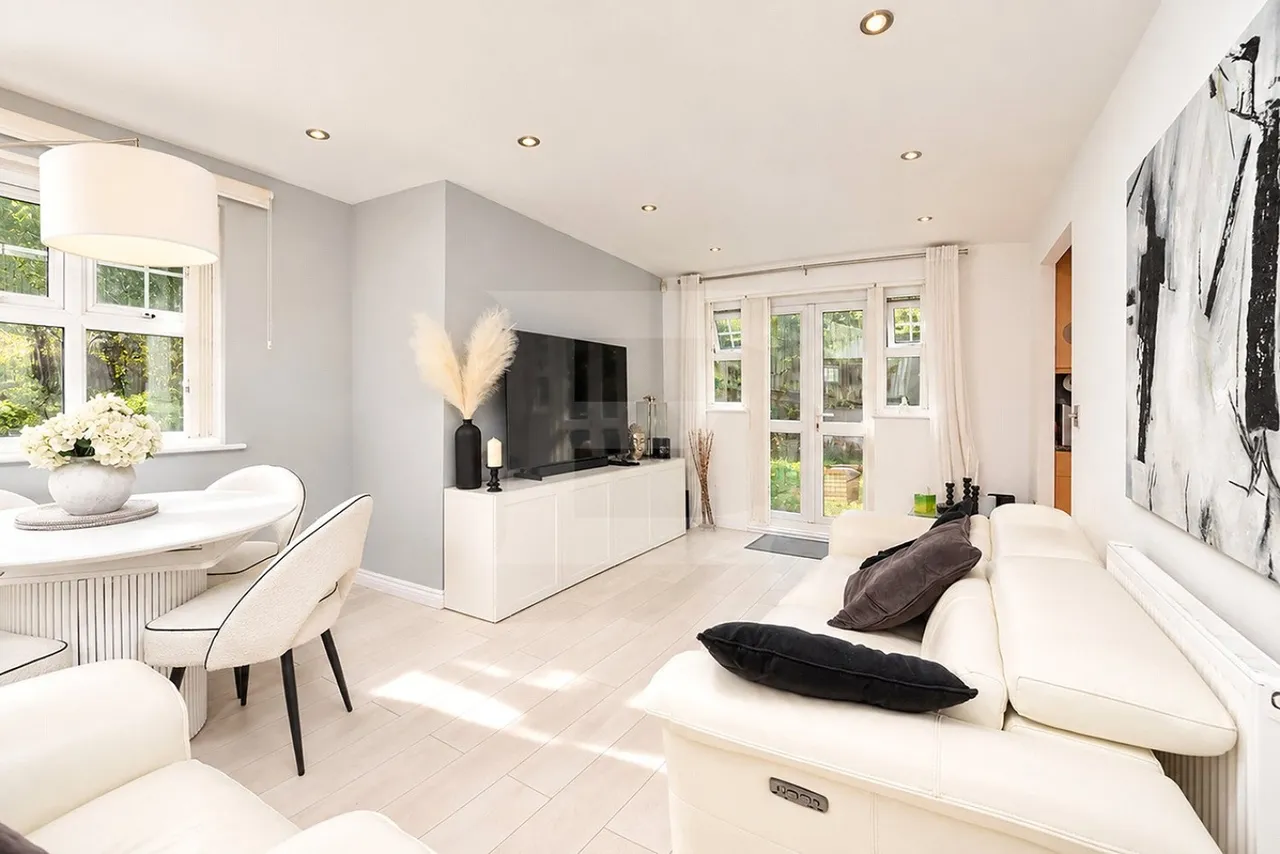 Bressay Drive, Mill Hill, NW7, photo 5