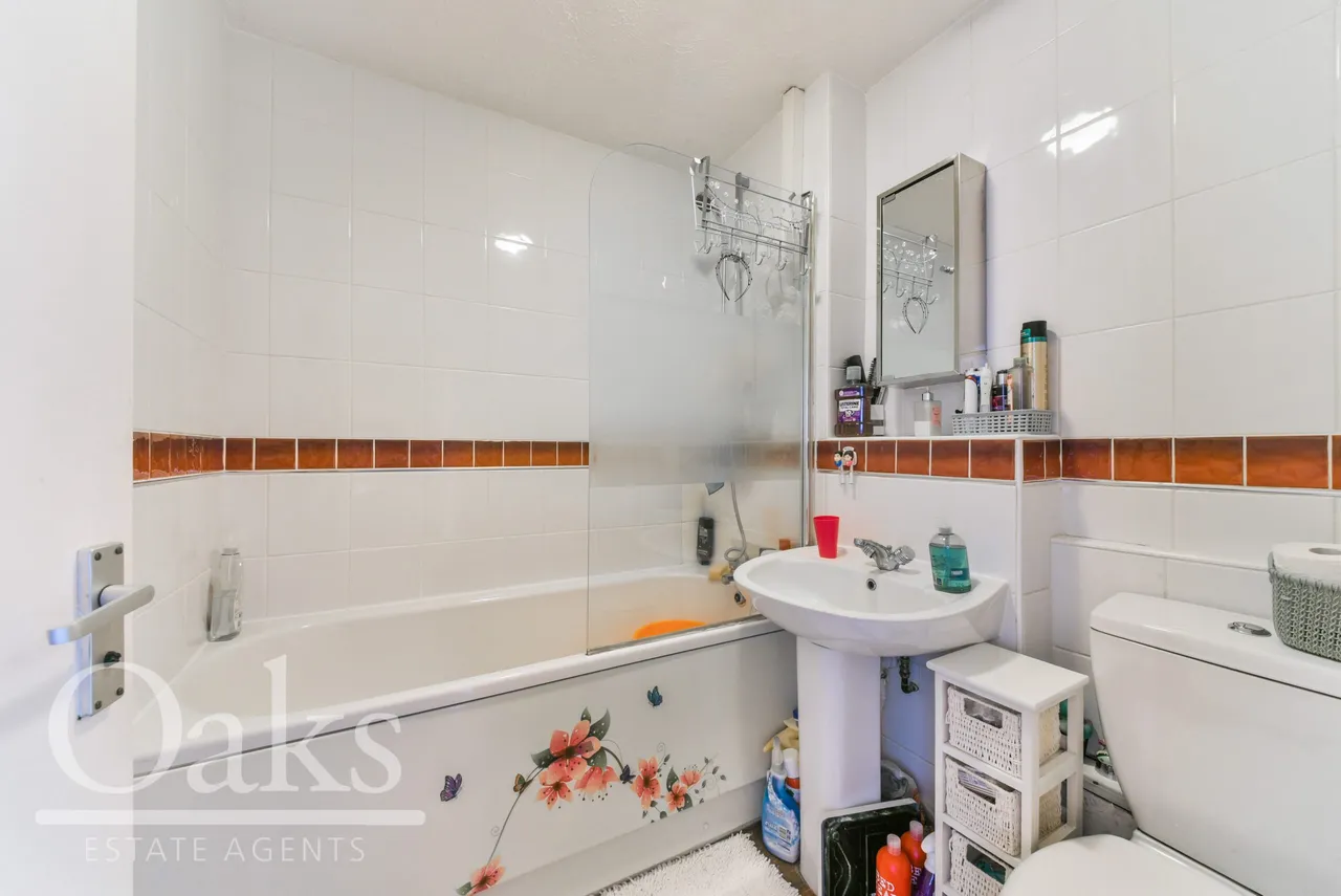 Campbell Close, Streatham, SW16, photo 6