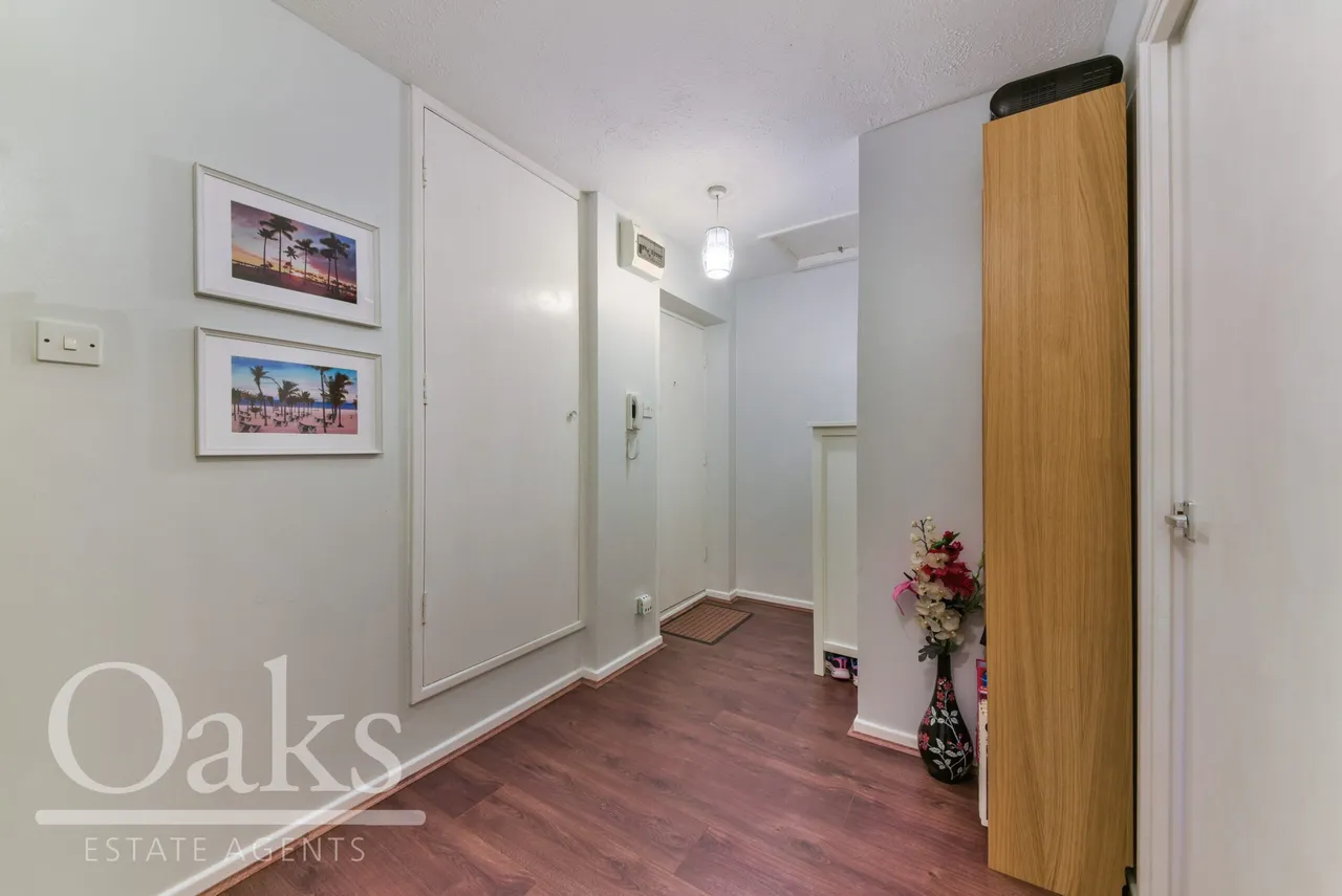 Campbell Close, Streatham, SW16, photo 7