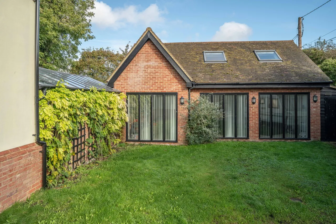 Bolts Hill, Castle Camps, Cambridge, CB21 4TL, photo 6