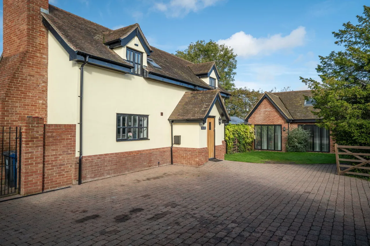 Bolts Hill, Castle Camps, Cambridge, CB21 4TL, photo 4