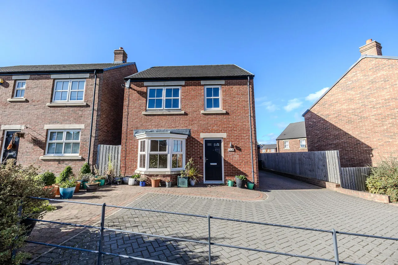 Acorn Close, Throckley, photo 30