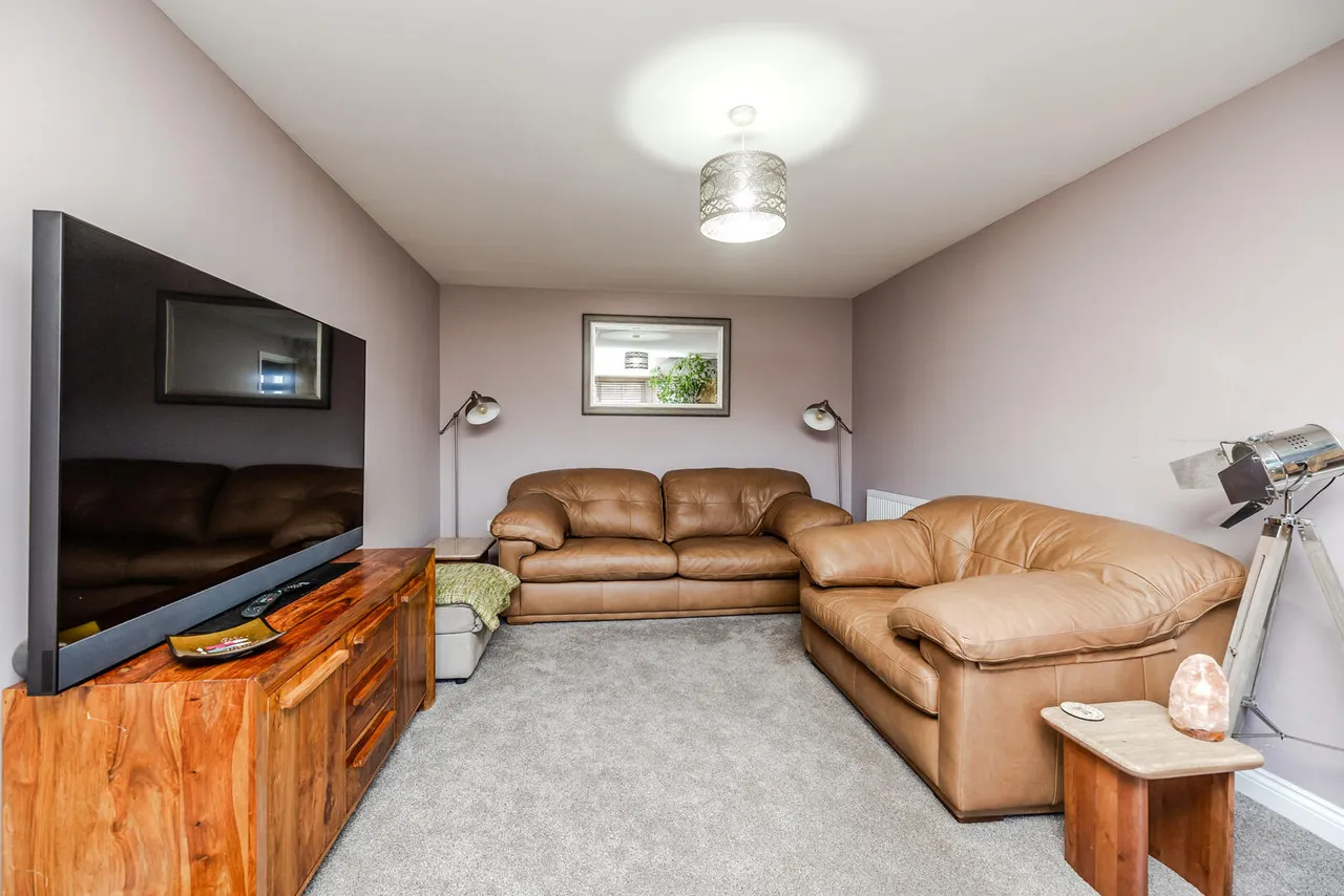 Acorn Close, Throckley, photo 3