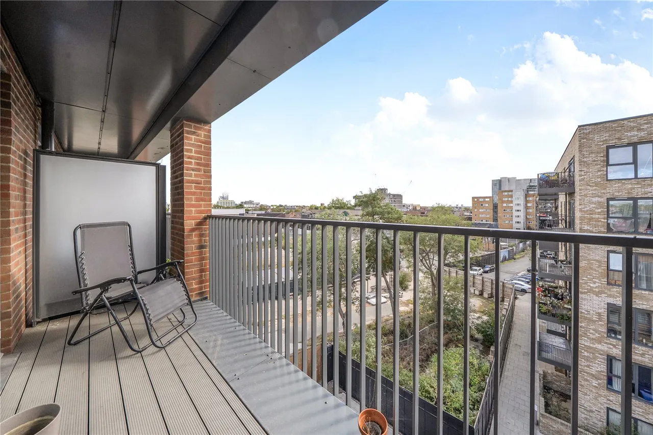 Tewkesbury Road, Ealing, W13, photo 10