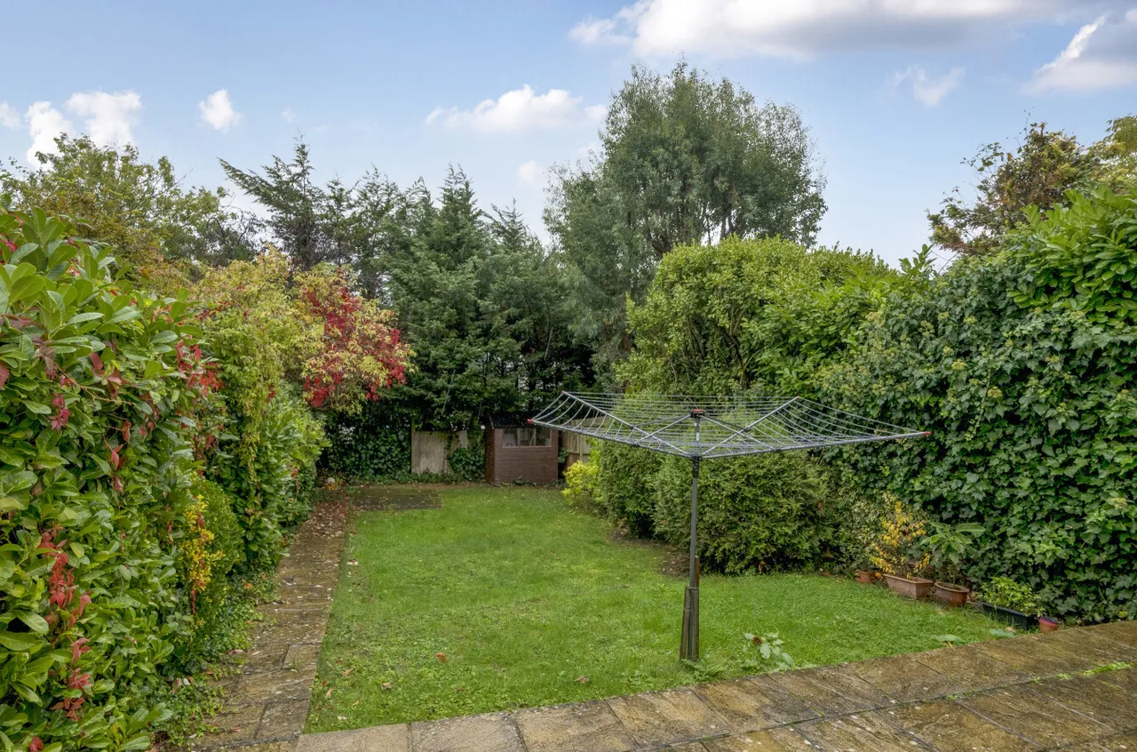 Bedford Avenue, Barnet, EN5 2ER, photo 18