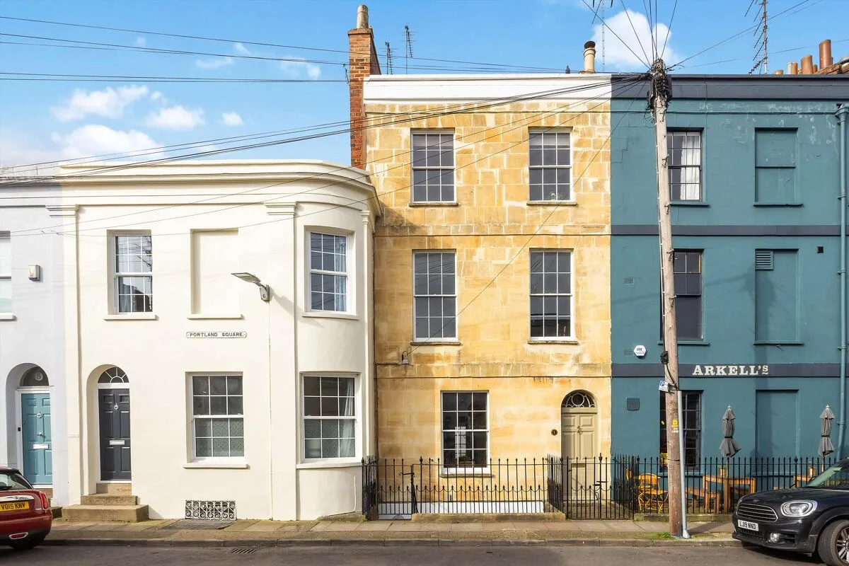 Portland Square, Cheltenham, GL52, photo 27