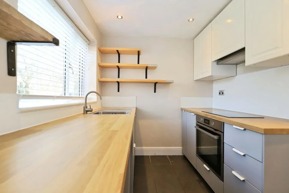 Newcott Close, Wolverhampton, WV9, photo 5